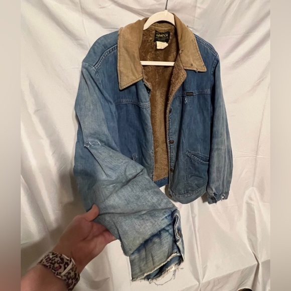 XXL Vintage Rough Round The Edges Faded Maverick Trucker Jacket - Picture 11 of 14